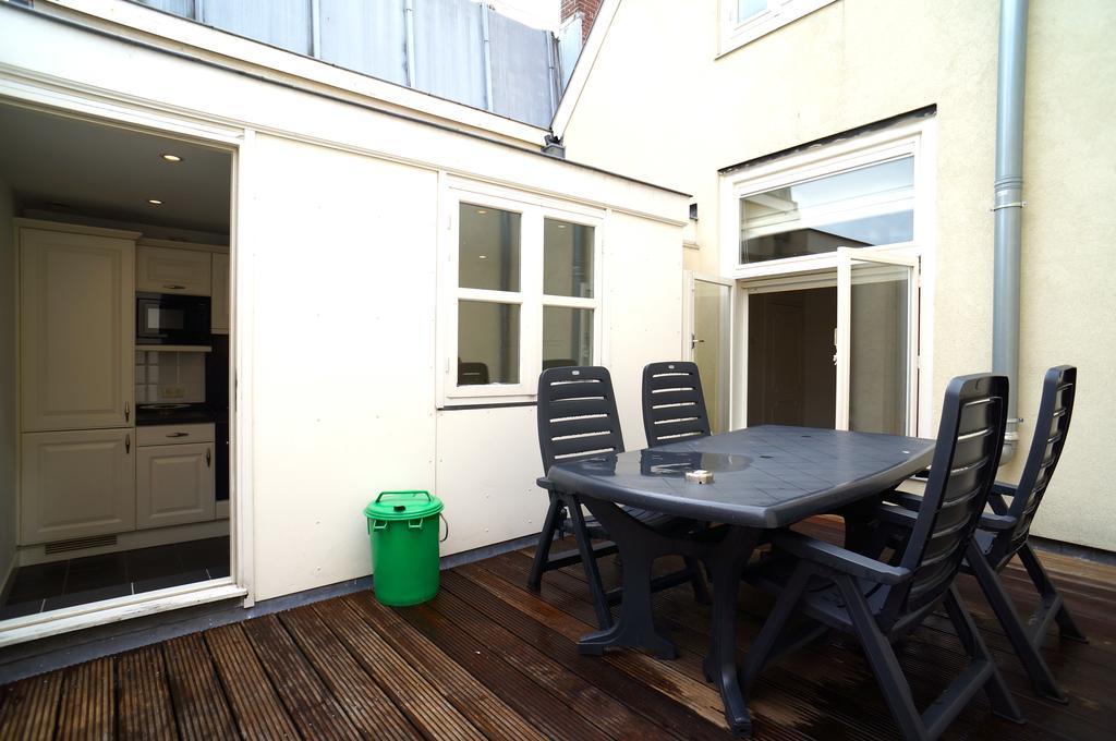 Stayci Serviced Apartments Noordeinde Хага Стая снимка
