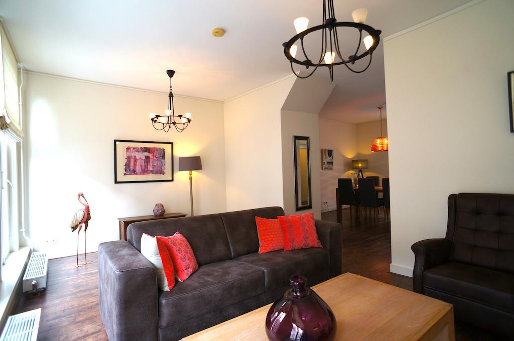Stayci Serviced Apartments Noordeinde Хага Стая снимка