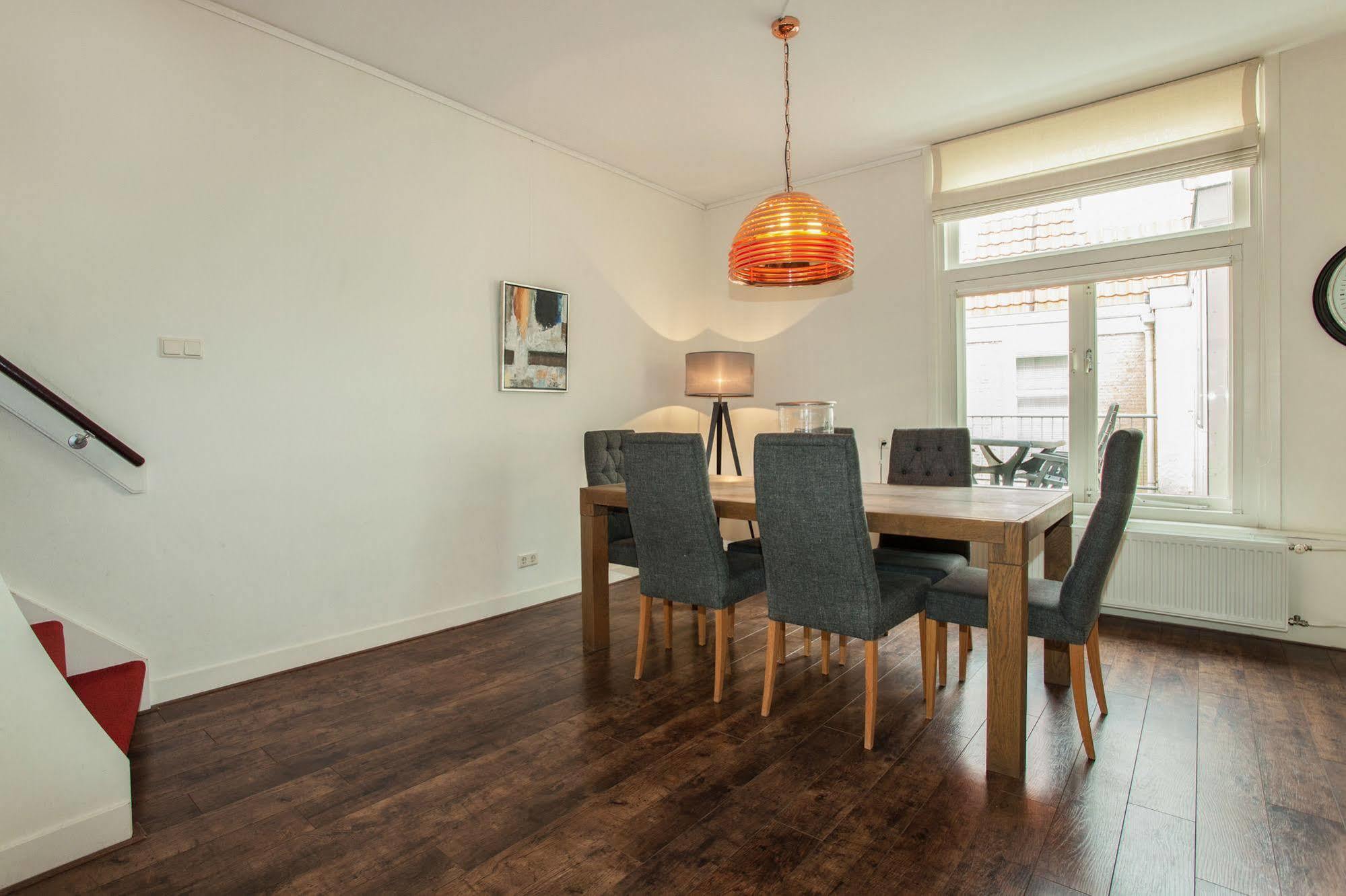 Stayci Serviced Apartments Noordeinde Хага Екстериор снимка