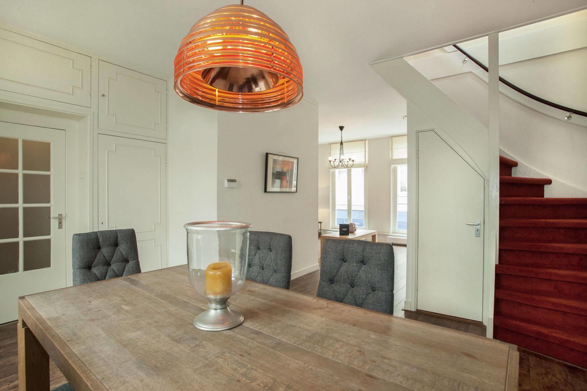 Stayci Serviced Apartments Noordeinde Хага Екстериор снимка