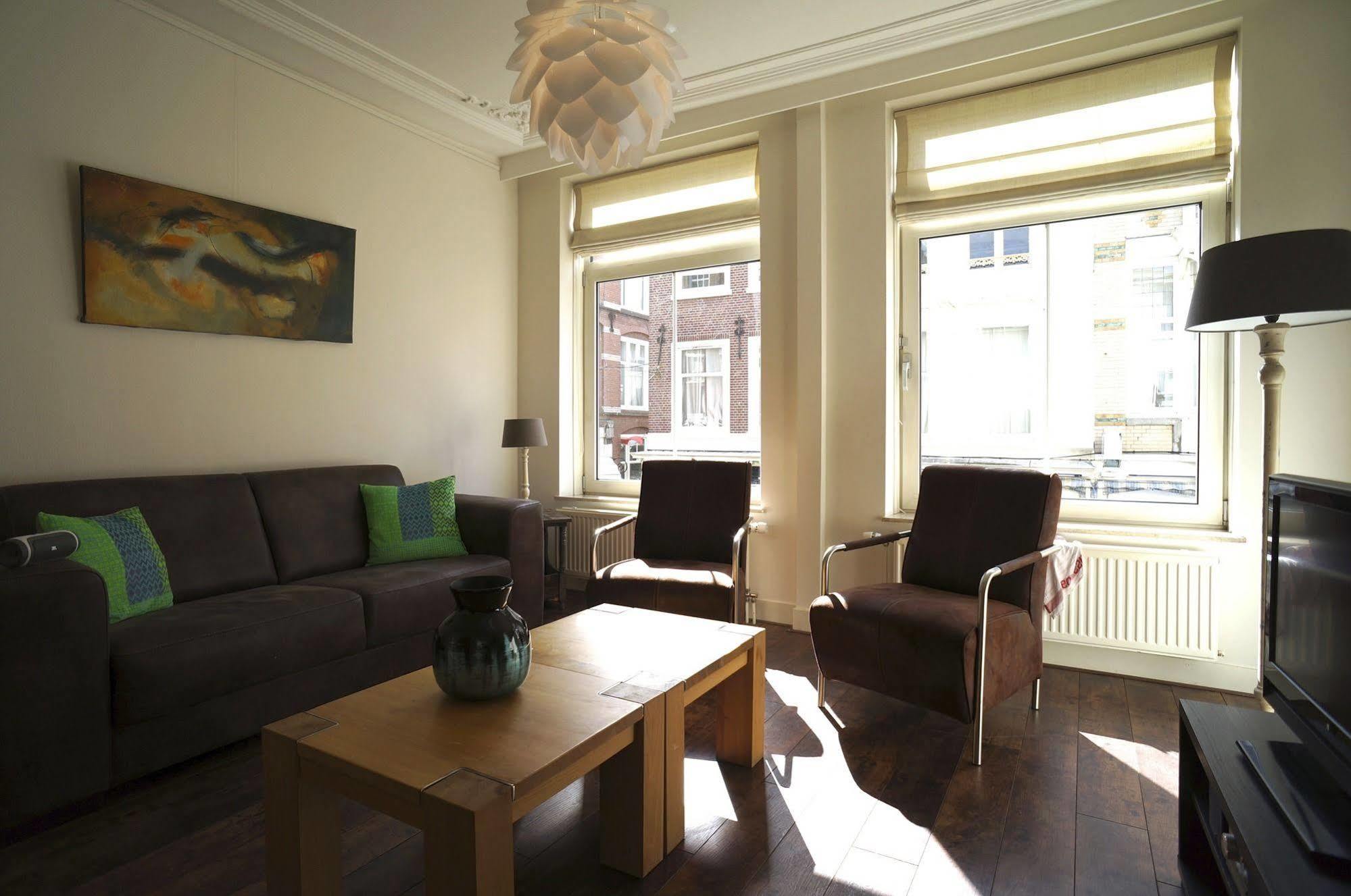 Stayci Serviced Apartments Noordeinde Хага Екстериор снимка