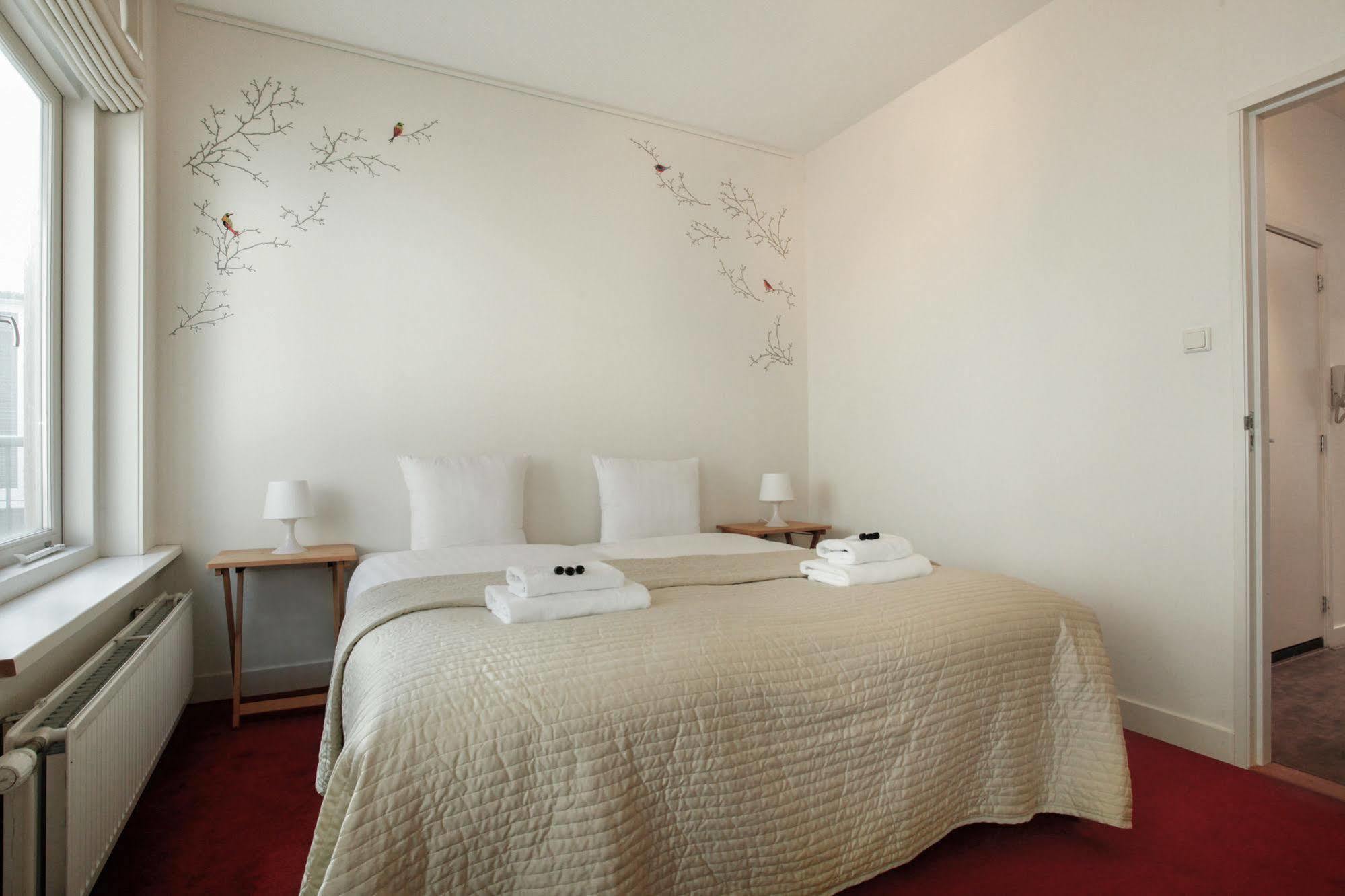 Stayci Serviced Apartments Noordeinde Хага Екстериор снимка